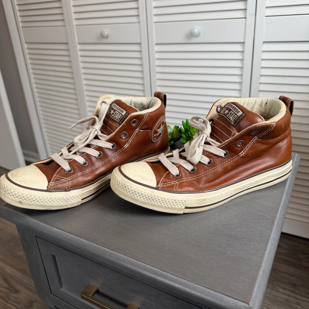 Y2K Converse all star brown leather mid top shoes sneakers
